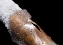 Frozen, cracked pipe
